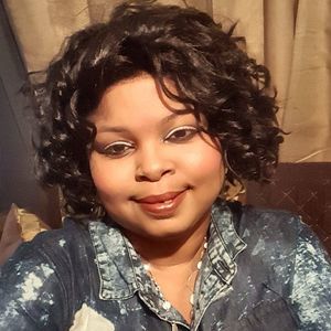 Meet your Posher, Suzanne